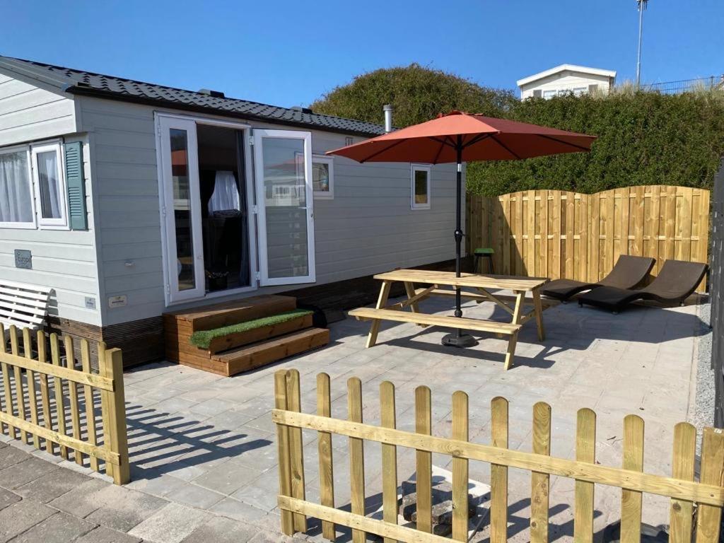 Luxe Chalet Op Camping Duindoorn, Ijmuiden Aan Zee, In De Buurt Van F1 Circuit Zandvoort En Bloemendaal Op Loopafstand Strand Bagian luar foto